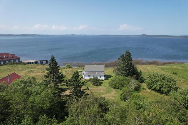 58 Spark Plug Ln, Lubec, ME 04652