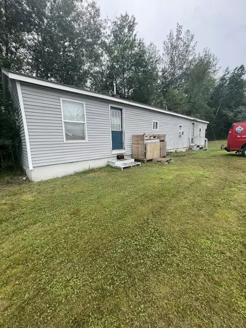 8 Trundy Rd, Milo, ME 04463