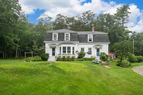 18 Back Shore Rd, Chebeague Island, ME 04017