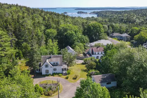 7 Champlain Dr, Mount Desert, ME 04660