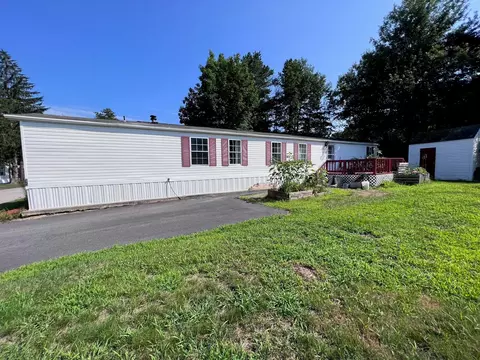 55 Pheasant Rd, Saco, ME 04072