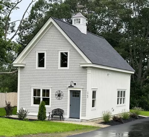 1762 Harpswell Neck Rd, Harpswell, ME 04079