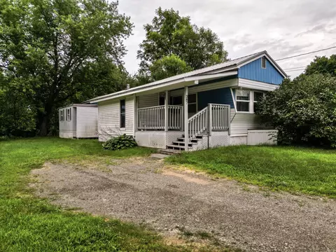 387 Kelley Rd, Glenburn, ME 04401
