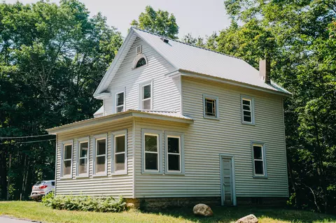 18 Simpson Corner Rd, Dixmont, ME 04932