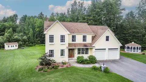 143 Foster Ave, Hampden, ME 04444