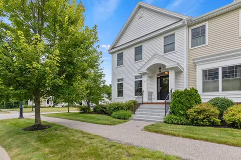 8 Waldron Dr #8, Scarborough, ME 04074