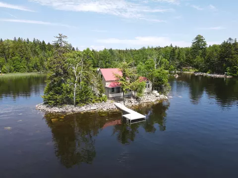 1 Mooseluk Is, Rangeley, ME 04970