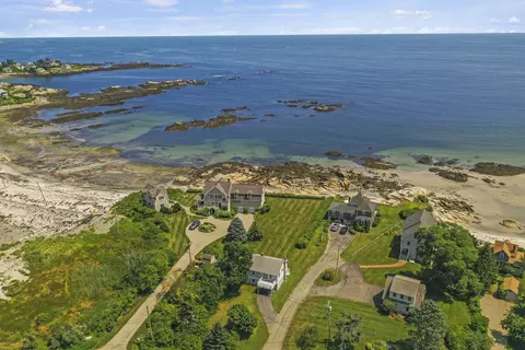 53 Granite Point Rd, Biddeford, ME 04005
