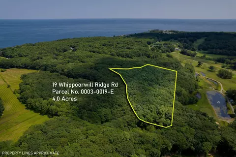 19 Whip Poor Will Rd, York, ME 03902
