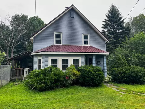 442 Pattagumpus Rd, Medway, ME 04460