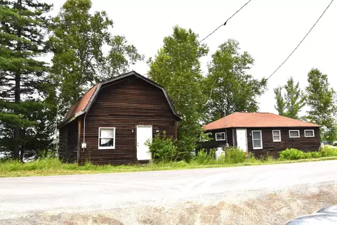 207 Harlow Pond Rd, Parkman, ME 04443