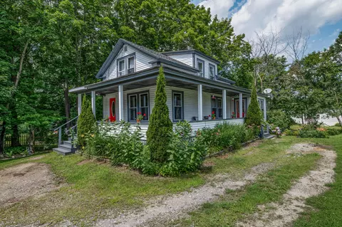 2063 N Belfast Ave, Augusta, ME 04330