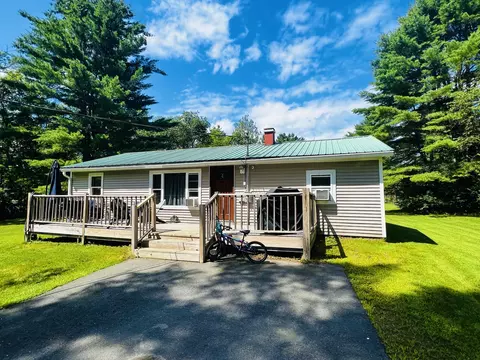 22 Brighton Rd, Athens, ME 04912