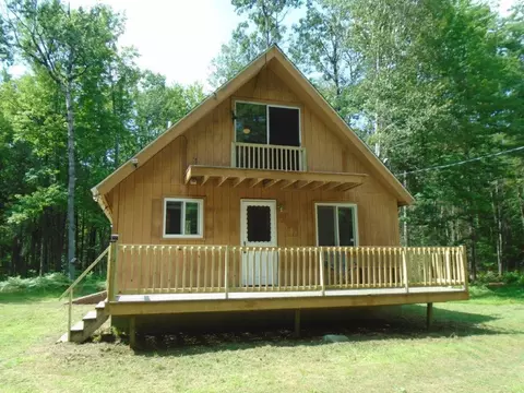 220 Perkins Rd, Burnham, ME 04922 photo 1