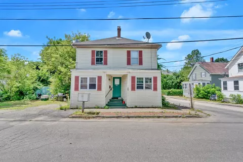 20 Island Ave, Sanford, ME 04073