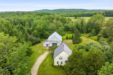 371 Belgrade Rd, Mount Vernon, ME 04352