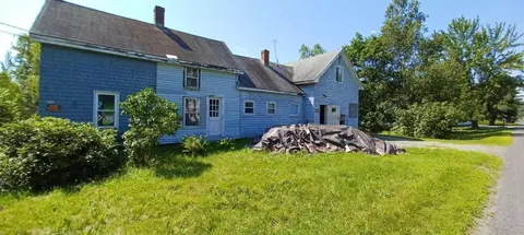 104 Canaan Rd, Hartland, ME 04943