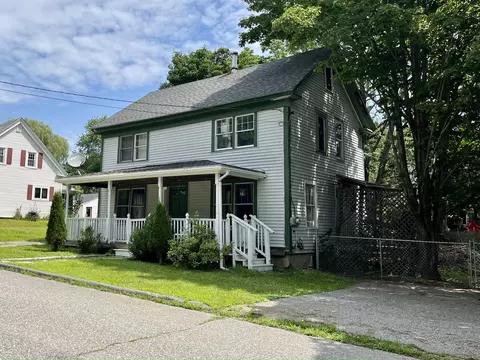 37 Mechanic St, Bucksport, ME 04416