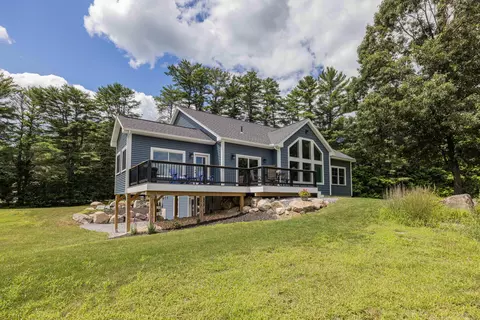118 Sebago Rd, Naples, ME 04055
