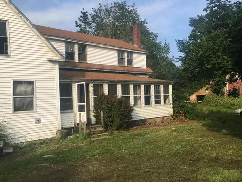 4 Salt Pond Rd, Friendship, ME 04547