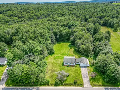 497 Lower St, Turner, ME 04282