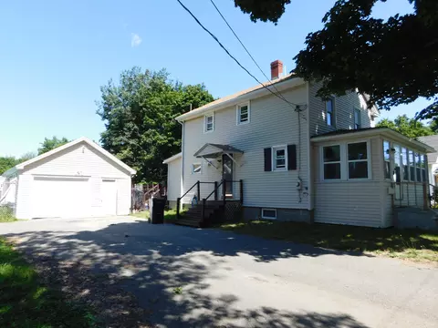 257 15th St, Bangor, ME 04401