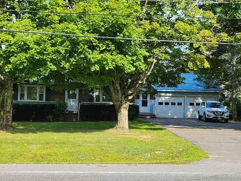 154 Dexter Rd, Corinna, ME 04928