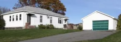 1 First St, Howland, ME 04448