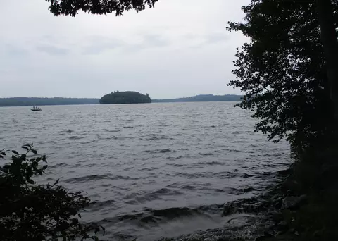 58 Mallard Ln, Winthrop, ME 04364