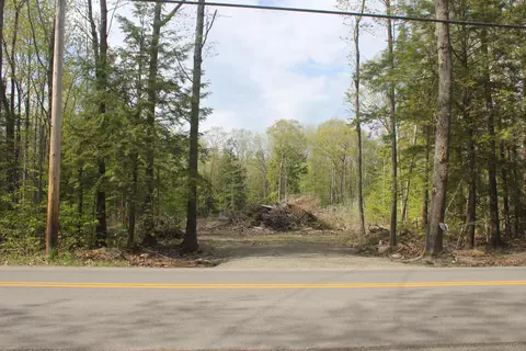 169 Poplar St, Old Town, ME 04468