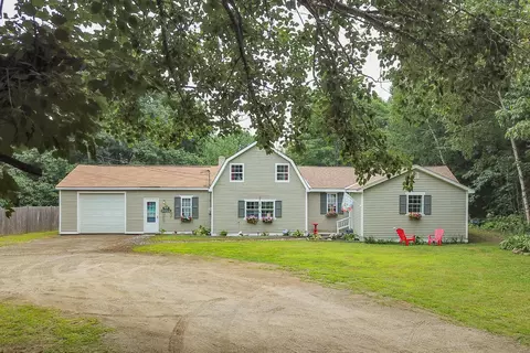 200 Weeks Mills Rd, China, ME 04358