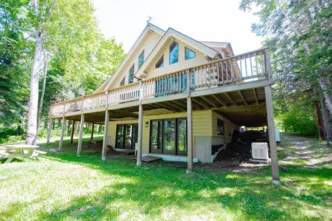 17 Brooks Ln, Upton, ME 04261
