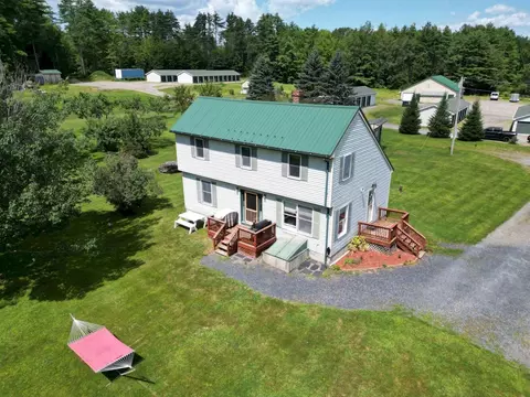 605 Middle Rd, Skowhegan, ME 04976