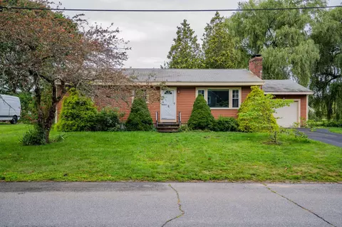 3 Westfield Rd, Cape Elizabeth, ME 04107
