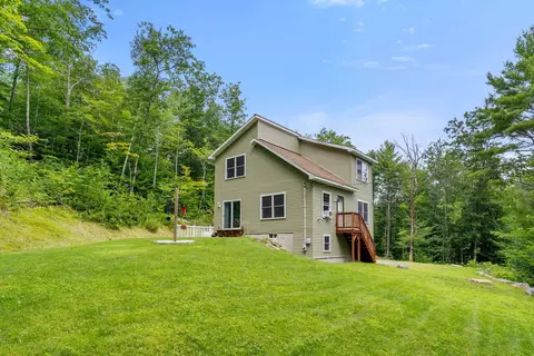 379 N Raymond Rd, Poland, ME 04274