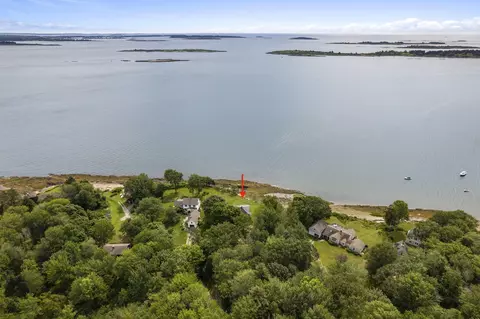 27 Fenderson Rd, Chebeague Island, ME 04017