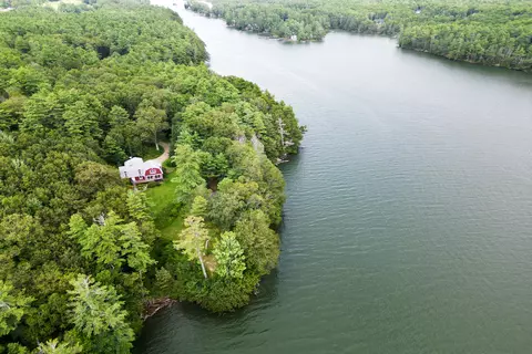 125 Howards Point Ln, Brunswick, ME 04011
