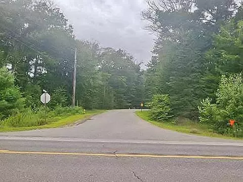 lot Apt 8 Acorn Ln, Rockport, ME 04856