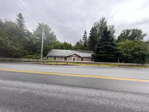 2 Clinic Rd, Gouldsboro, ME 04607