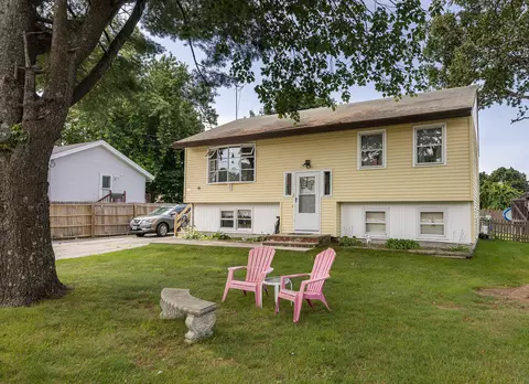 7 Westwood Ave, Scarborough, ME 04074