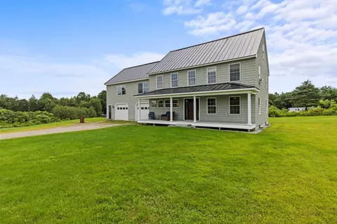 5 Pamela Dr, Windham, ME 04062