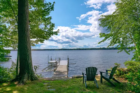 4344 Gardner Rd, Raymond, ME 04071