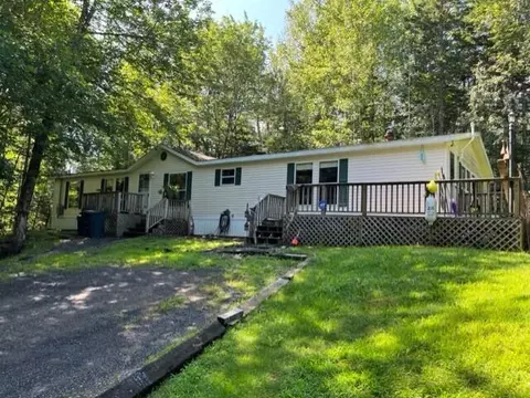 28 Hopkins Dr, South Thomaston, ME 04858