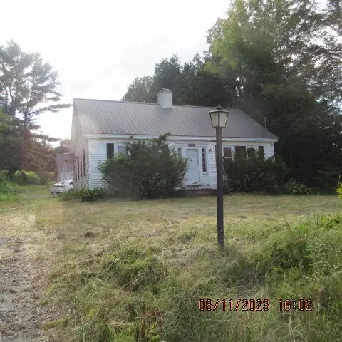 138 N Main St, Sangerville, ME 04479