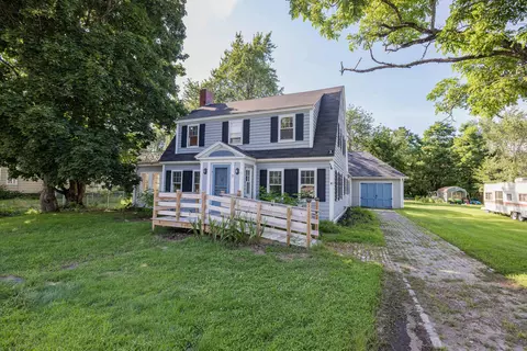 5 Main St, Steep Falls, ME 04085