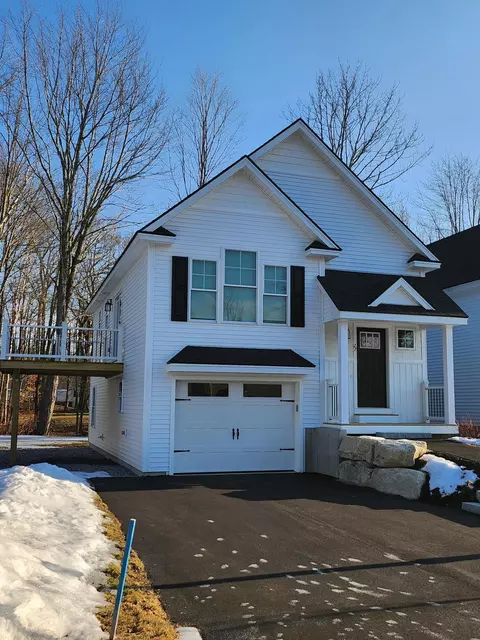 27 Callaway Dr #27, Westbrook, ME 04092