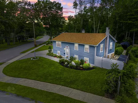 19 Sandy Hill Rd, South Portland, ME 04106