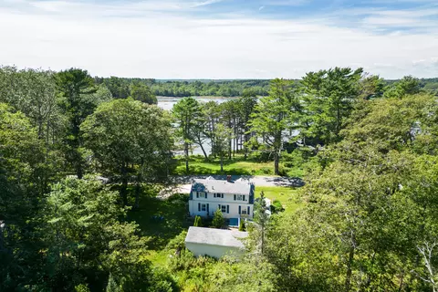 66 Sawyers Island Rd, Boothbay, ME 04537