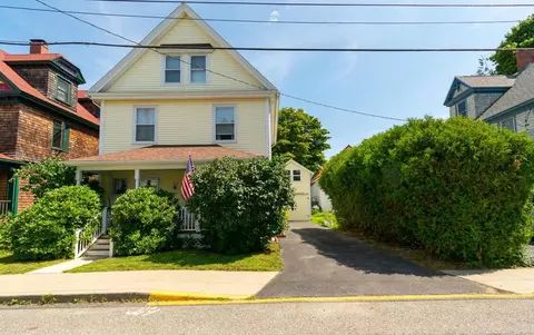 22 Greeley Ave, Bar Harbor, ME 04609