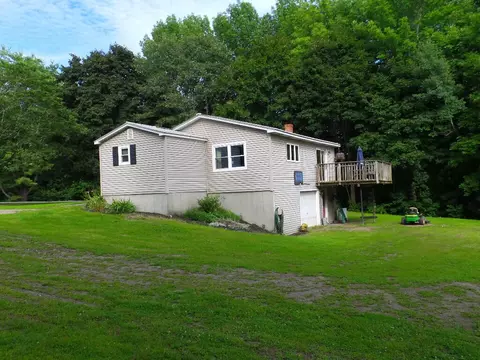 60 Waterville Rd, China, ME 04358